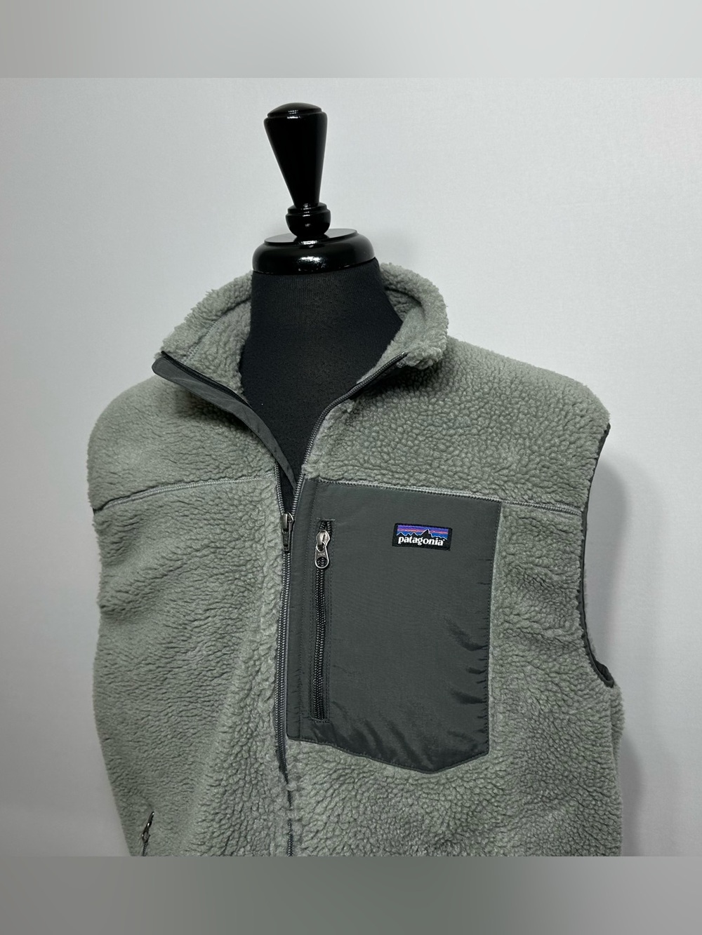 Patagonia Retro X Vest Men's XL Gray Deep Pile Sherpa Fleece Full Zip jacket